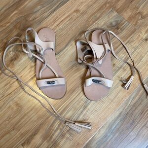 Free People Tie up sandal- size 7